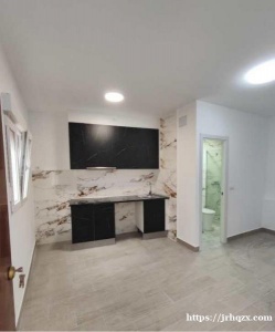 Valdeacederas 单身公寓，租金750，押金一个月，即日起租。