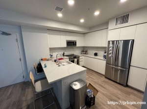 New construction 商住公寓in Culver City, 全新两房两卫，一个阳台