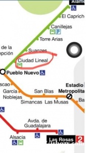 马德里5路地铁Ciudad Lineal有一个阳光大床房间出租只租单人 房租：房租270.押一付一