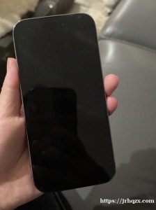 iPhone14 pro 256GB紫色九成新$700，刚用了两个月跟全新一样便宜出了