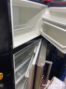 闲置大冰箱，功能完好，$150自取。4155300879