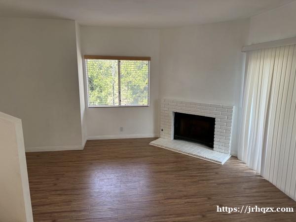 El sereno一个安静和安全的社区有新粉刷condo出租,位置便利,15分钟车程到洛杉矶市中心 El sereno一个安静和安全的社区有新粉刷condo出租,位置便利,15分钟车程到洛杉矶市中心