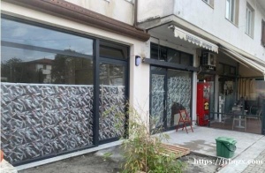 massa城市主街道店面出租，110-120平方房租1600€，全新装修，有意加我微信