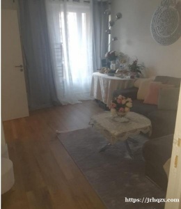 42平 空房出租 METRO 3 Gallieni