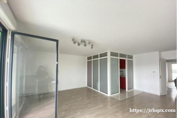 93省 12号线 Mairie d’aubervilliers 92平温馨3房1厅 1590欧 93省 12号线 Mairie d’aubervilliers 92平温馨3房1厅 1590欧