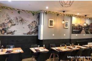 37省图尔市中心餐饮街一家面馆转让 室内29位置室外10位置 大仓库 生意稳 利润高 适合夫妻经营