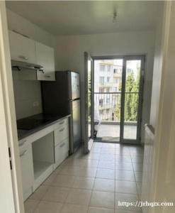 2房1厅新房位于Bagneux 92，4号地铁终点站3分钟，RER B线 8分钟，环境优美，安静小区