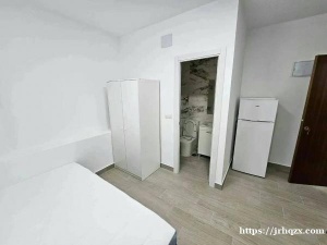 Usera单身公寓+冷暖空调出租