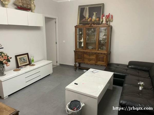 10号线Batan地铁站 __-2间单人间大床房出租 10号线Batan地铁站 __-2间单人间大床房出租