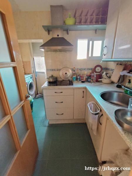 Pinar de Chamartin单人间出租 Pinar de Chamartin单人间出租