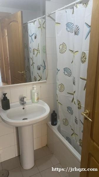 Ciudad de los angeles单人间+冷暖空调+车库出租 Ciudad de los angeles单人间+冷暖空调+车库出租