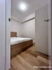 marina地铁口单人房出租