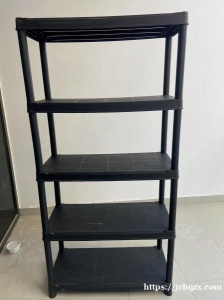 出微波炉100 迪，碗筷柜九成新 20 迪，硅谷或国际城自取