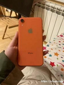 出个iPhone xr 9.8新机 电池健康100%，999出，有兴趣的跟我联系，可以当备用机。
