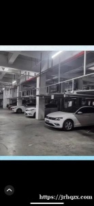 联合地铁站对面的加油， 德拉广场 ，雷迪森酒店有室内停车位