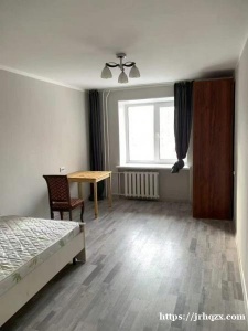 【招租】普里莫地铁站附近三居室出一个独立房间有两个女舍友