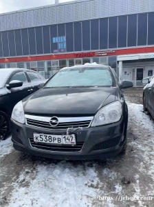 出11年欧宝，手动1.6，无事故，19万公里，带蓝牙和倒车影像，雪地胎在车上，还有一套新的夏胎，油耗