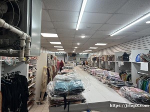 法拉盛近金城发 1楼仓库出租租金$1600 水电气费全包