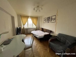 转租 灰线Нахимовский проспект两居中的一间房，4w押一付一，中介费好商量，水电网