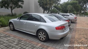 约堡一辆2011款奥迪A4出售VX16630165505