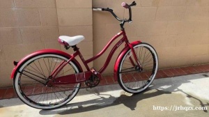 现有一辆半新脚踏自行车出售