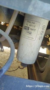 这个发动机型号的机油滤芯跟这个有水滤芯那家有？