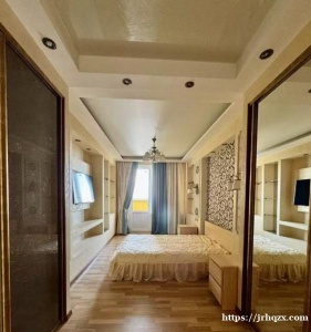 你好我找室友 普里莫三居室包水电和落地签 可以长租 男女不限