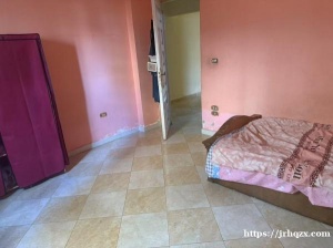 七区尼里对面两室一厅转租，采光非常好