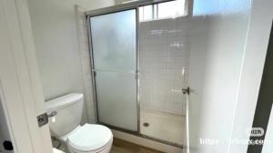 West Covina 西科汶纳房屋分租 分租位于西科汶纳house的独立出入主卧，周边环境安静。