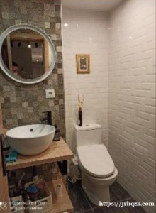 马德里地铁5路urgel 阳光单人间空调暖气大床全包无中介