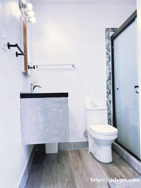 Chino市中心独立出入,独立卫浴(卫浴在卧室内)套房出租,这是新加建的ADU,$999/月 Chino市中心独立出入,独立卫浴(卫浴在卧室内)套房出租,这是新加建的ADU,$999/月