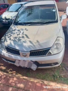 朋友车，2006年，手挡，33万公里，36000兰特，微信jim987，☎0843368888