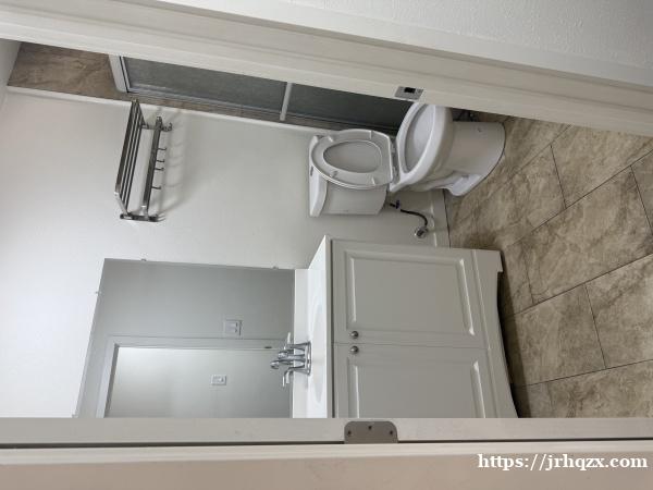 一厅一房一厨一浴、独立进出、子母房整体出租 一厅一房一厨一浴、独立进出、子母房整体出租