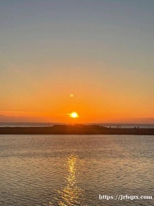 Pearle Vision 眼镜店 招人