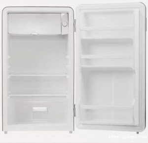 莫斯科出闲置冰箱，6500卢布