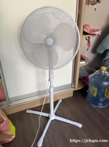 出个落地扇，2700卢4000➕买的