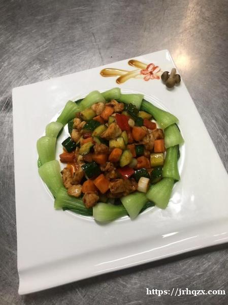 找一个长期稳定的中餐厨师工作