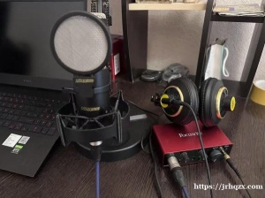 圣彼得堡出一套自用录音设备  麦克风 北京797m5  声卡 福克斯特solo3