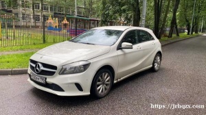 出2017年奔驰A180，十三万公里//冬夏两套车胎