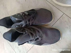 2手鞋43码，有要的联系我