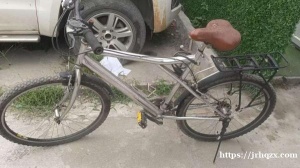 出售二手自行车一台，价格40欧元