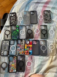 二手手机壳，全部打包50欧，货地址：贝尔格莱德