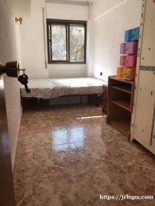 巴塞罗那阳光房间出租