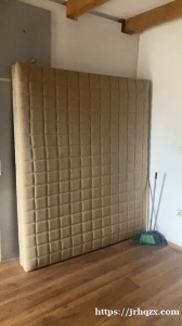 二手1.5床垫，25美元，货地址，雷迪娜