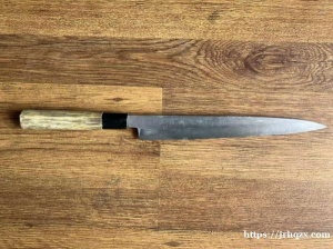 厨师专用日本刀“秀郎作”，原价800人民币，二手货，现价100人民币，货物地址：雷迪娜