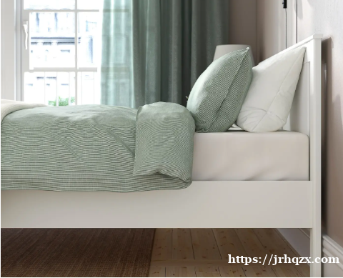 99新的fuii size宜家精致双人床/和配套中厚度崭新床垫,白色一尘不染,立马可用,适合爱干净人 99新的fuii size宜家精致双人床/和配套中厚度崭新床垫,白色一尘不染,立马可用,适合爱干净人