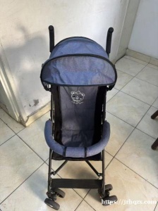 便宜出一个小孩推车.