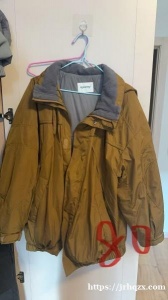 出闲置 价格可  位置在瓦西里地铁站