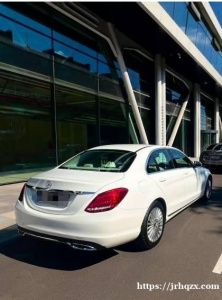 出售2019款梅赛德斯奔驰C220白色30000英里
