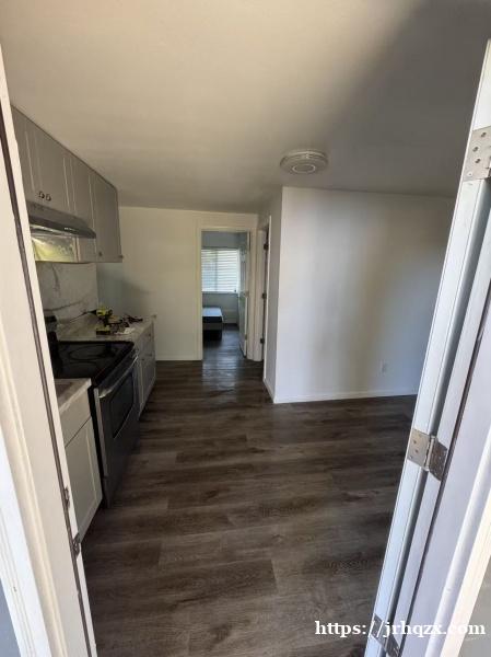 KENT两室一厅一卫出租 KENT两室一厅一卫出租